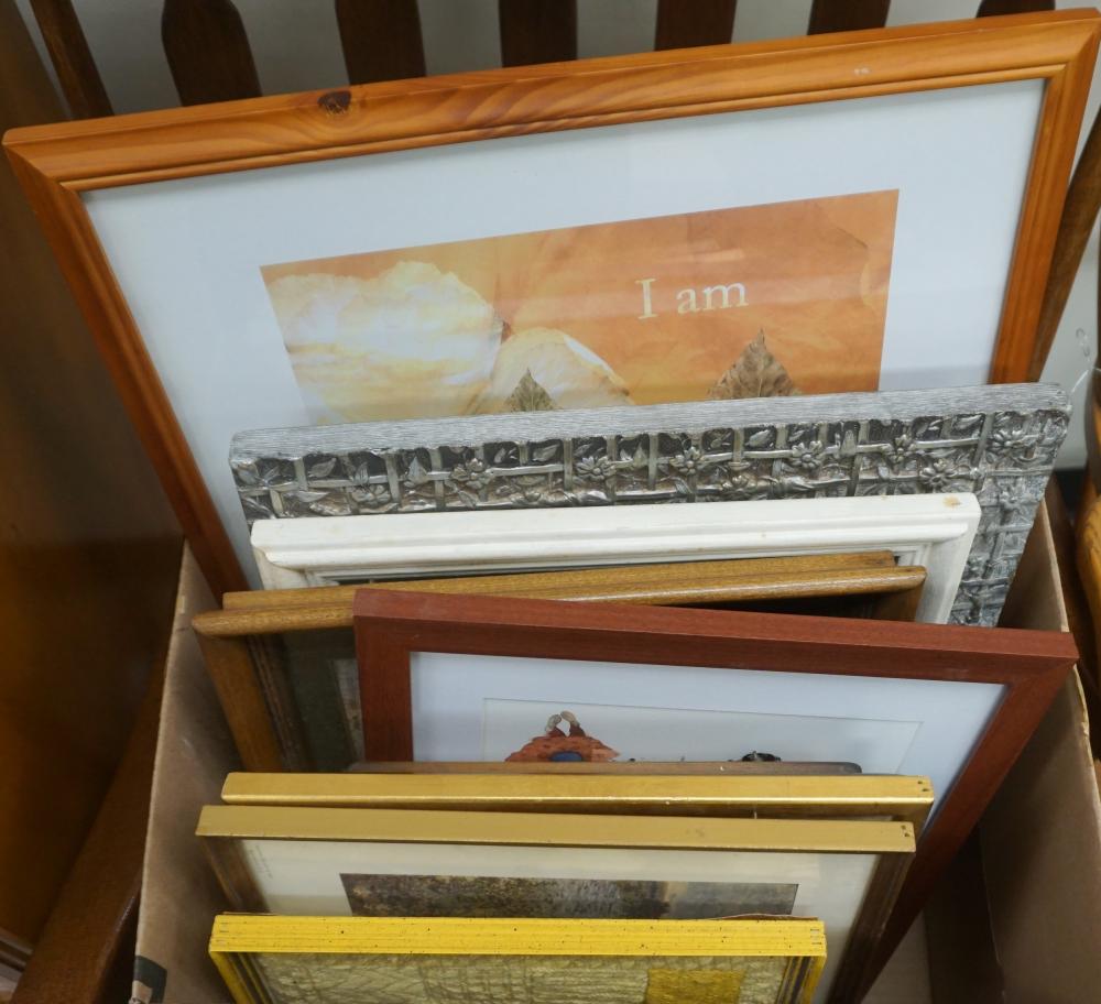 NINE ASSORTED FRAMED WORKS OF ARTNine 32c403