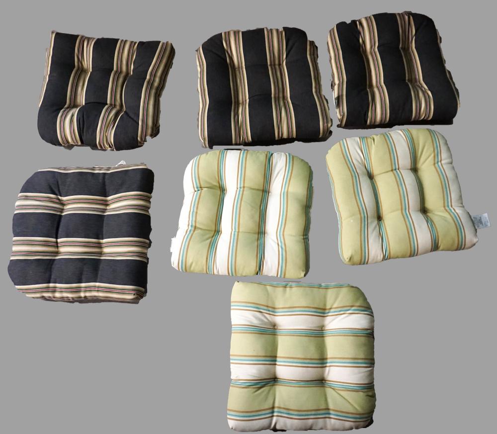 EIGHT CLOTH PATIO CUSHIONSEight Cloth