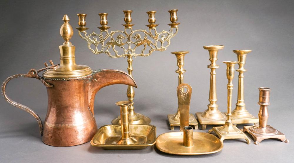 COLLECTION OF BRASS AND COPPERWARECollection 32c76d