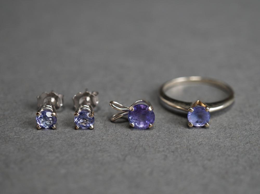 14 KARAT WHITE GOLD AND TANZANITE 32c8b9