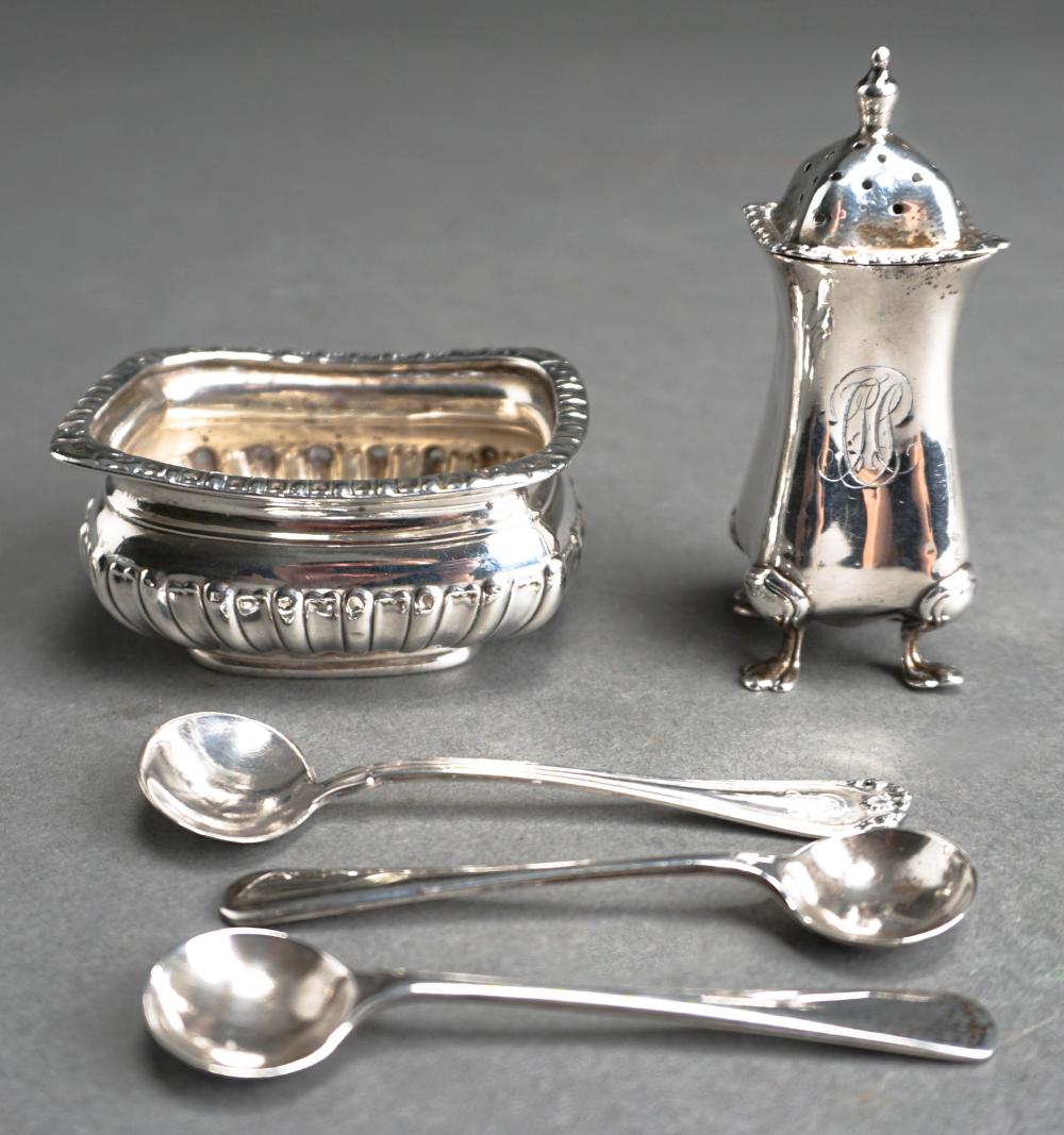 FIVE ENGLISH STERLING SILVER TABLE 32c8d5