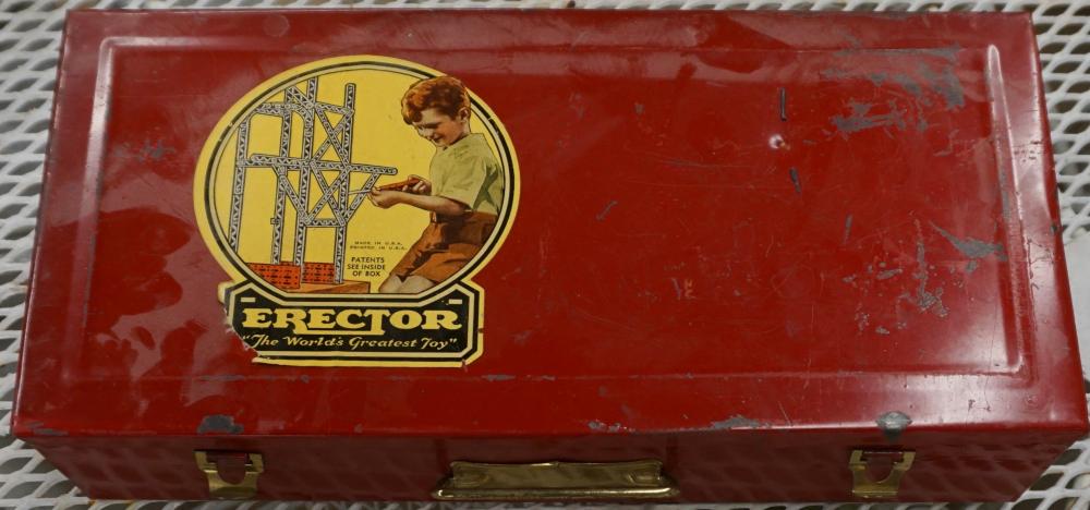 ERECTOR TOY SET IN ORIGINAL BOXErector