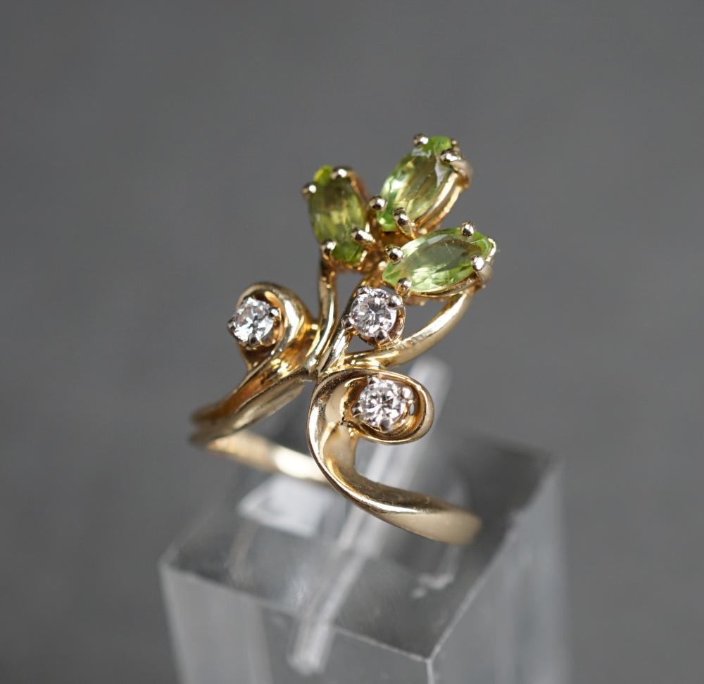 14 KARAT YELLOW GOLD PERIDOT AND 32cca4