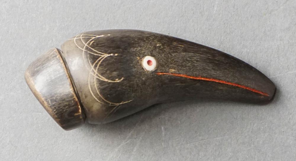 INUIT CARVED HORN SNUFF BOXInuit