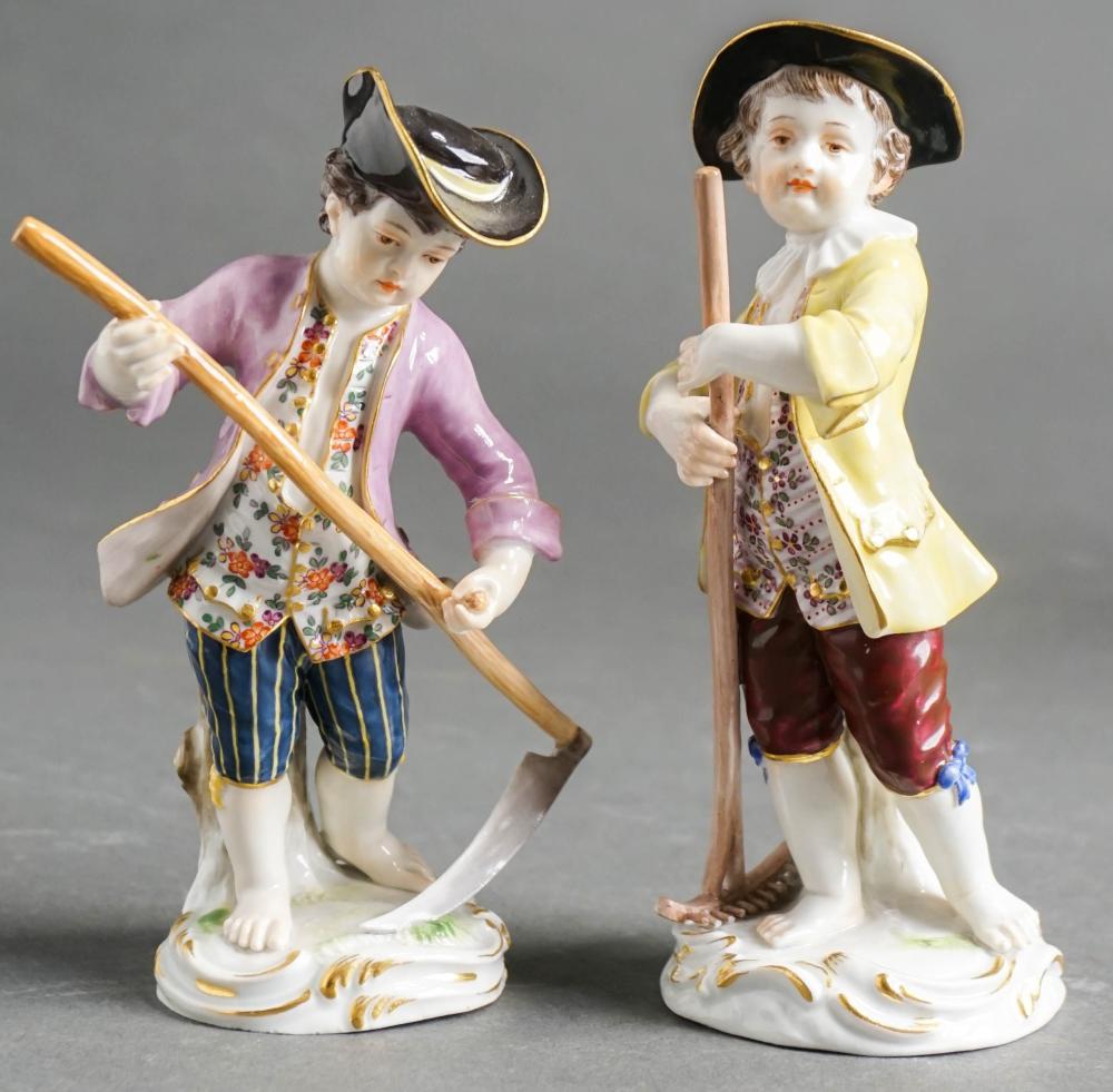 PAIR MEISSEN PORCELAIN FIGURES