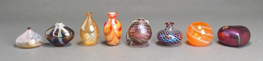 COLLECTION OF EIGHT ART GLASS MINIATURE