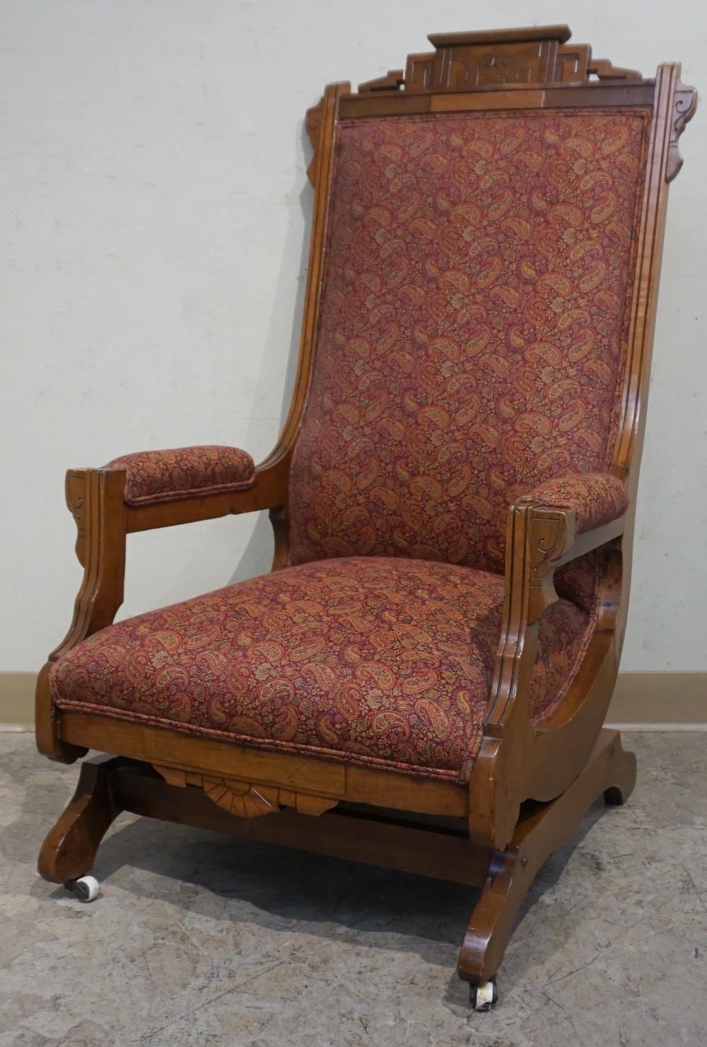 VICTORIAN ROCOCO STYLE MAHOGANY UPHOLSTERED