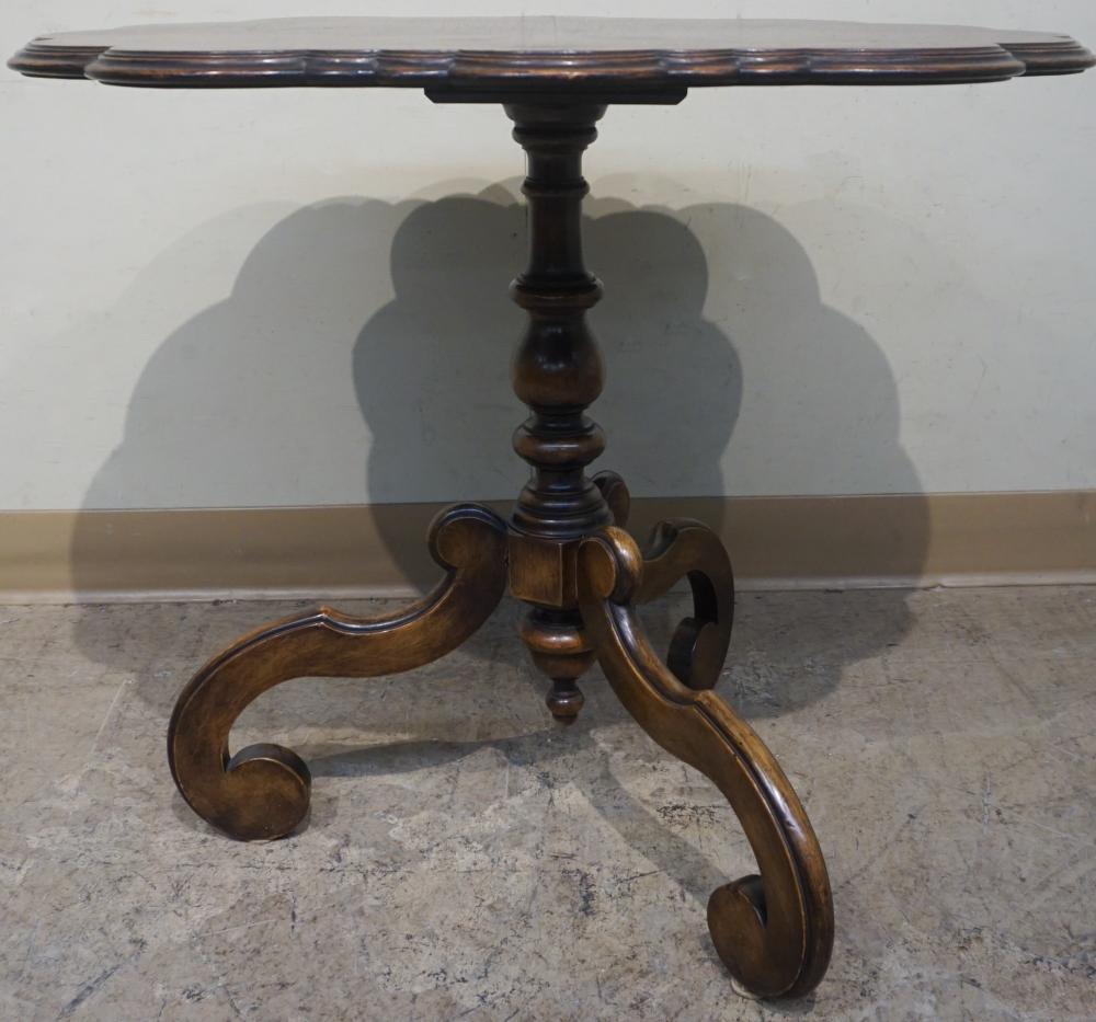 VICTORIAN BANDED WALNUT PEDESTAL