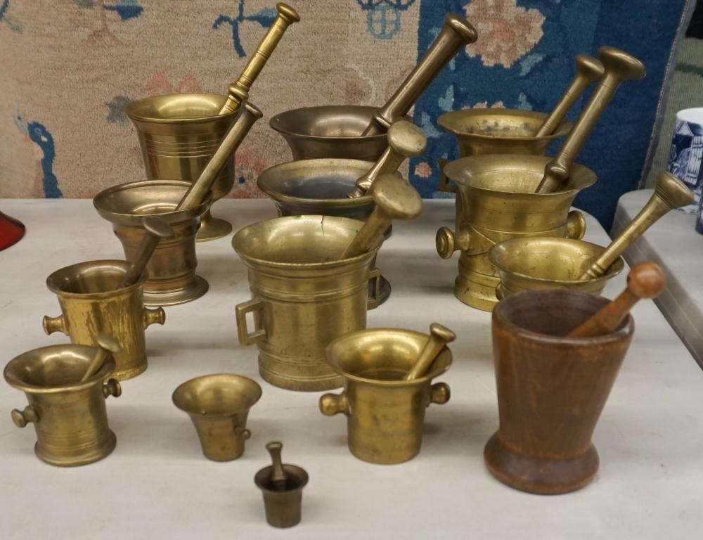 COLLECTION OF 13 BRASS AND BRONZE