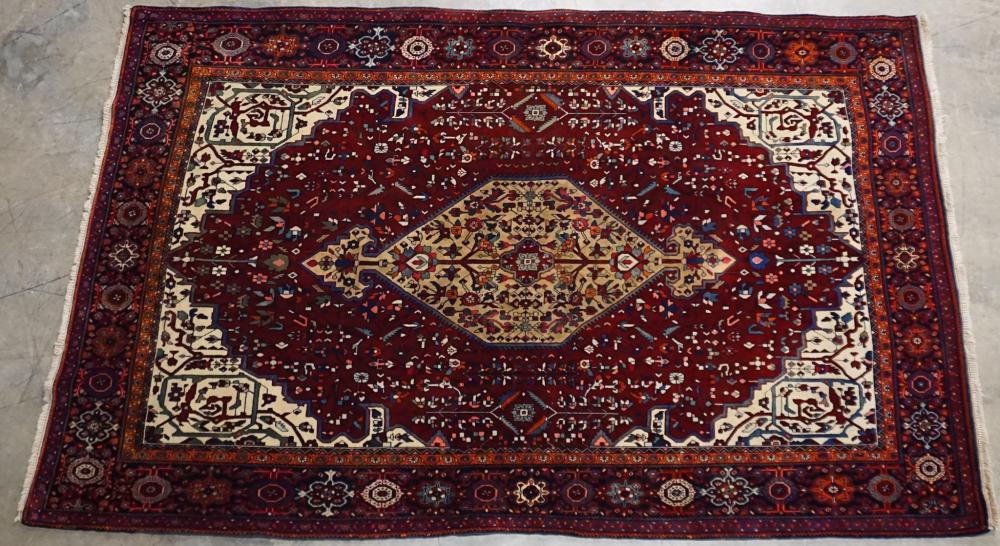 BIDJAR RUG, 4 FT 6 IN X 7 FT 2