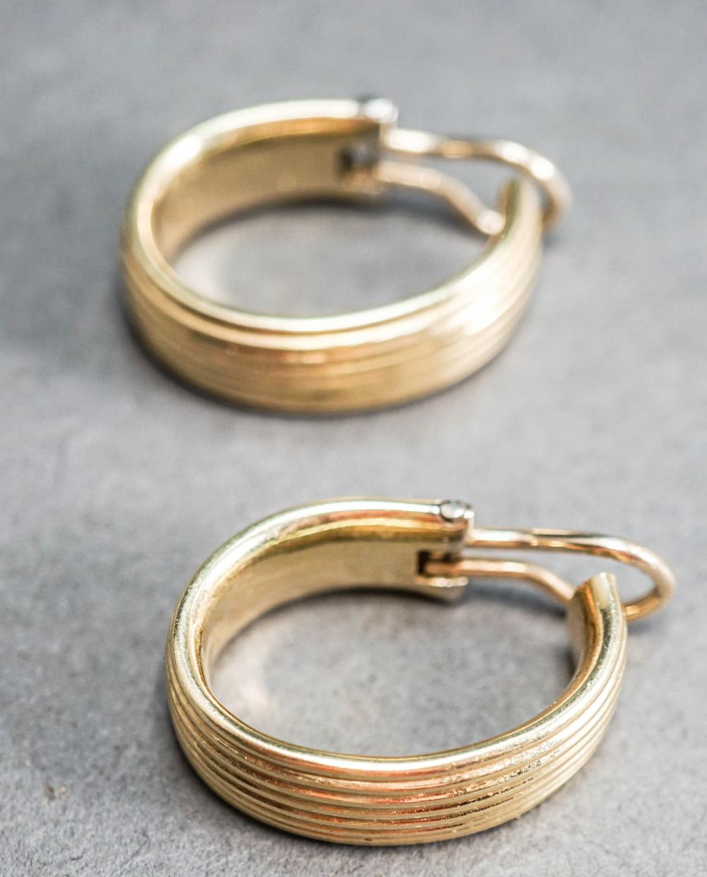 PAIR OF 18-KARAT YELLOW-GOLD CLIP