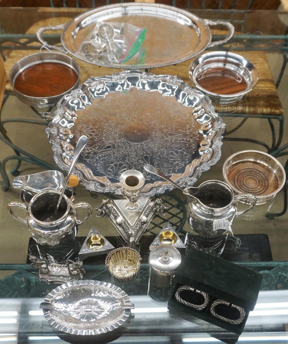 COLLECTION OF ASSORTED SILVERPLATE 32af0f