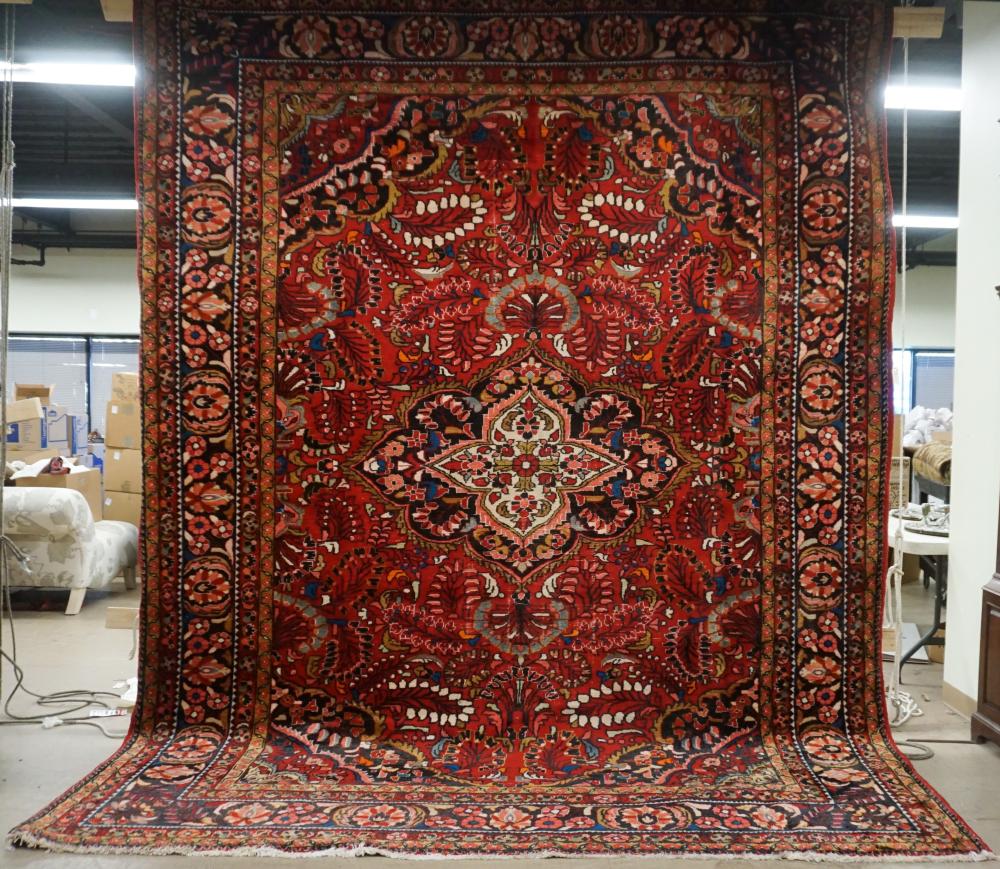 MAHAL RUG, APPROX. 12 FT X 9 FTMahal