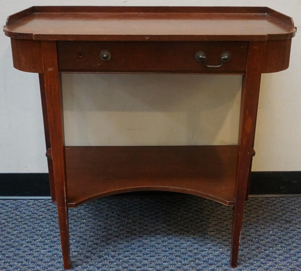 MERSMAN FEDERAL STYLE MAHOGANY CONSOLE