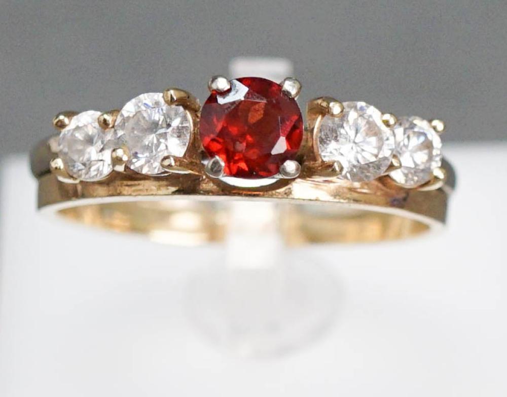 14 KARAT YELLOW WHITE GOLD GARNET 32b012