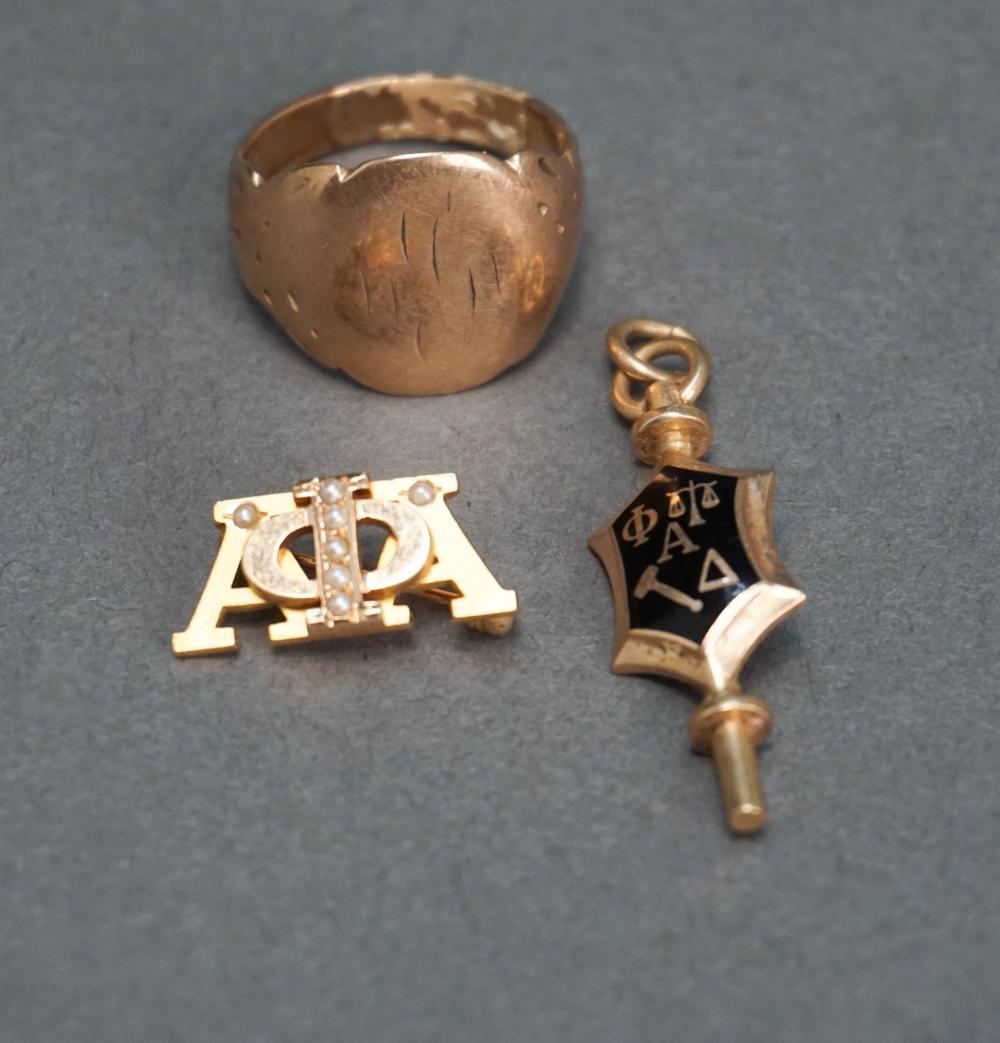 10 KARAT YELLOW GOLD SORORITY KEY  32b033