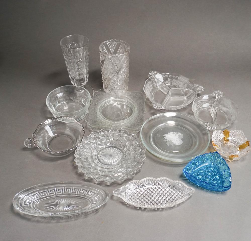 COLLECTION OF GLASS TABLE ARTICLES,