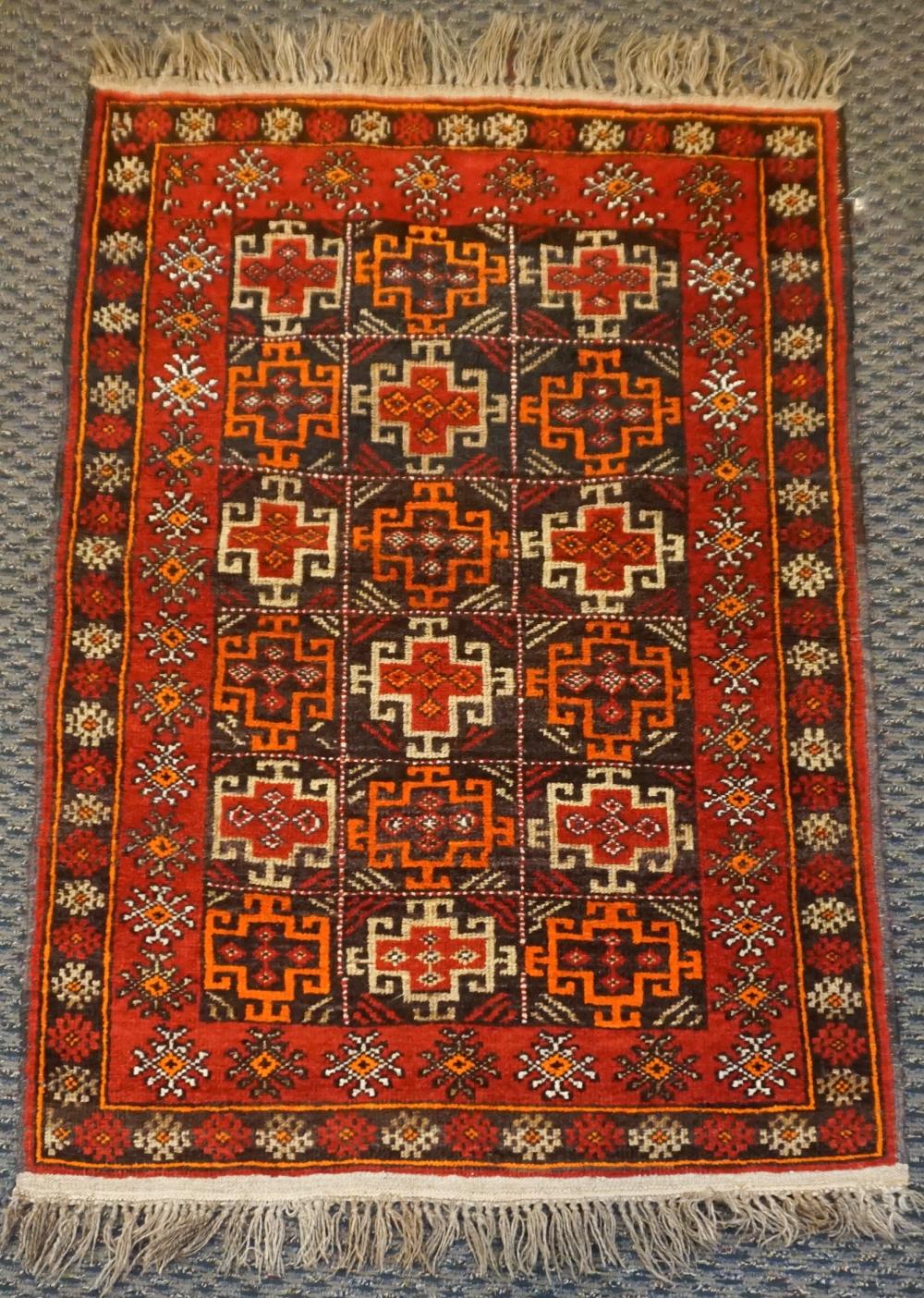 PAKISTAN RUG, 4 FT 3 IN X 2 FT