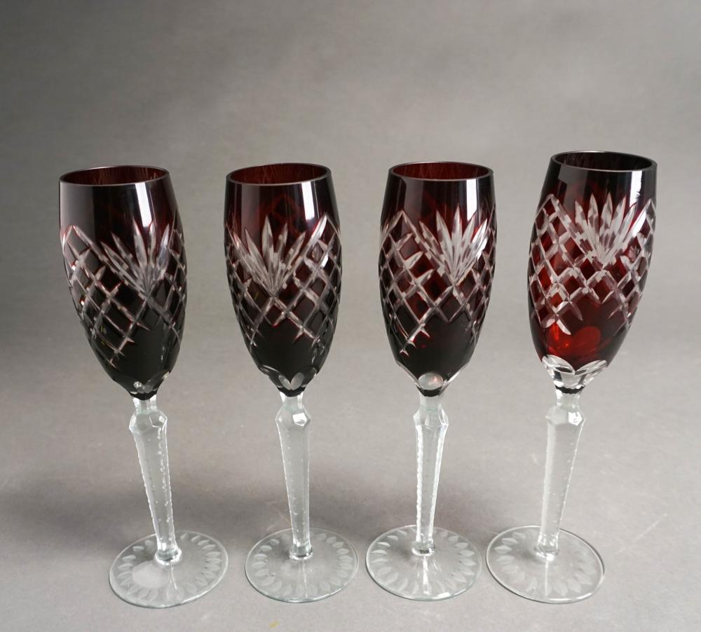 SET OF FOUR CLEAR TO CRANBERRY 32b1a3