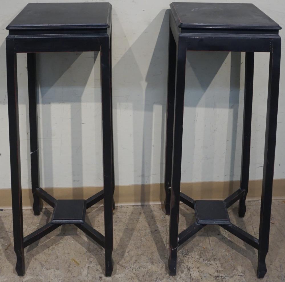 PAIR CHINESE STYLE EBONIZED WOOD 32b3c9