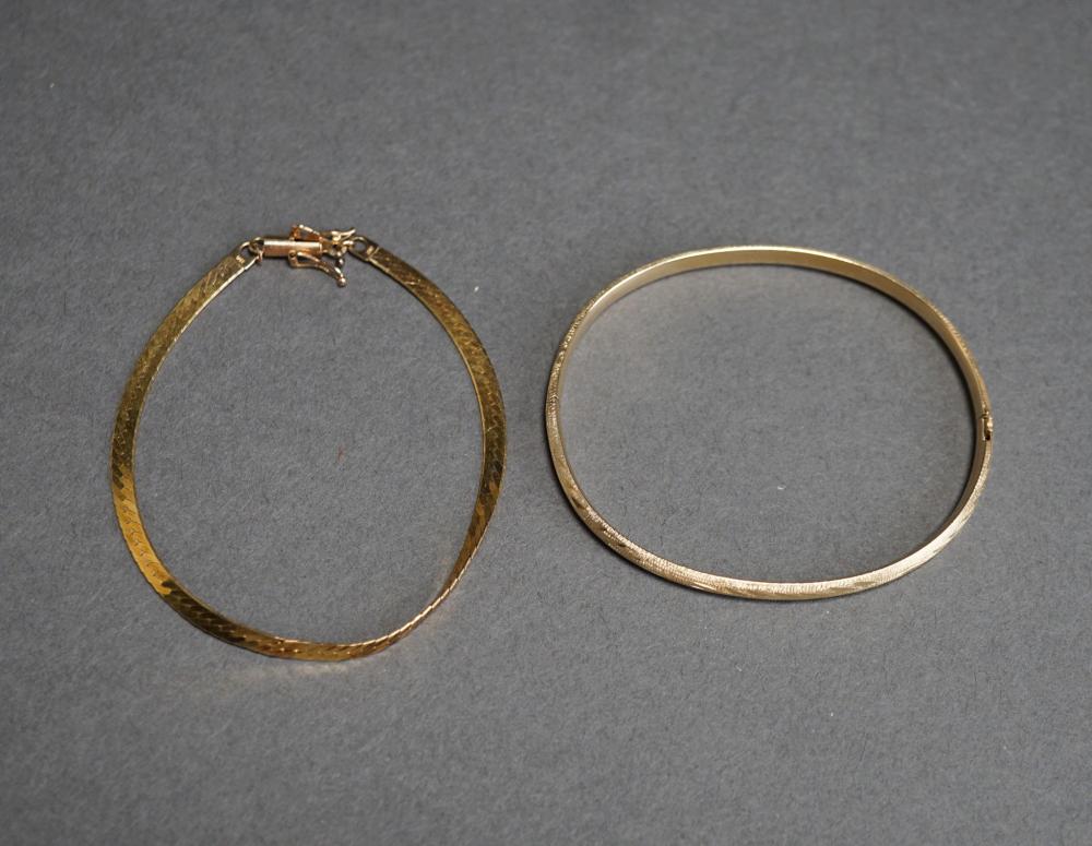 TWO 14 KARAT YELLOW GOLD BRACELETS  32b650