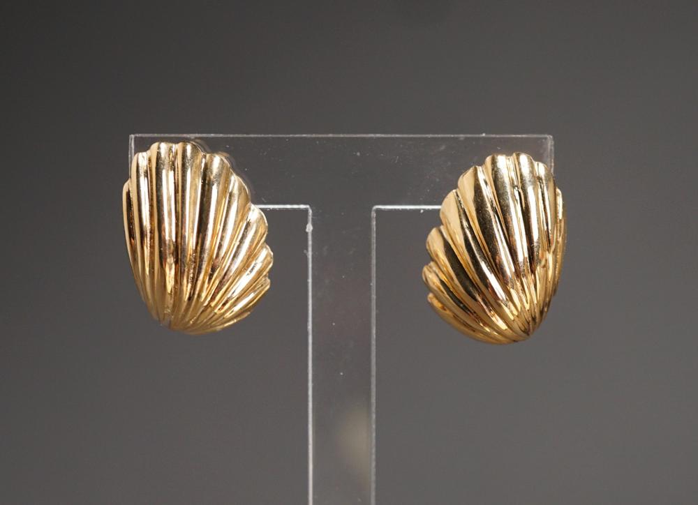 PAIR OF 14-KARAT YELLOW-GOLD EAR