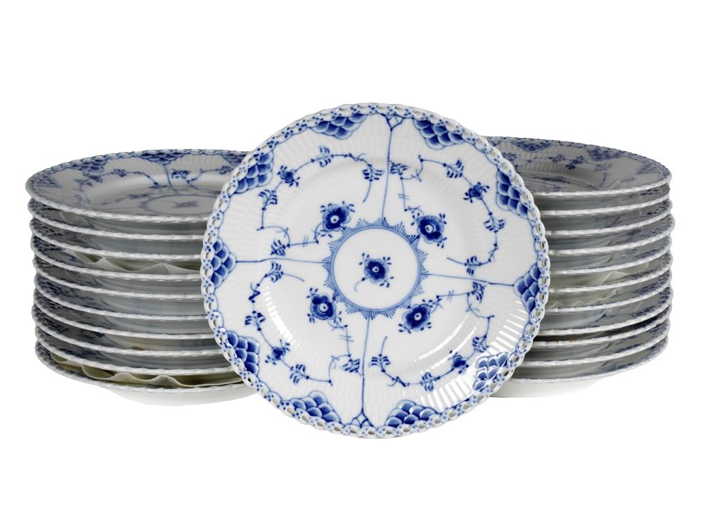 22 ROYAL COPENHAGEN PORCELAIN DESSERT