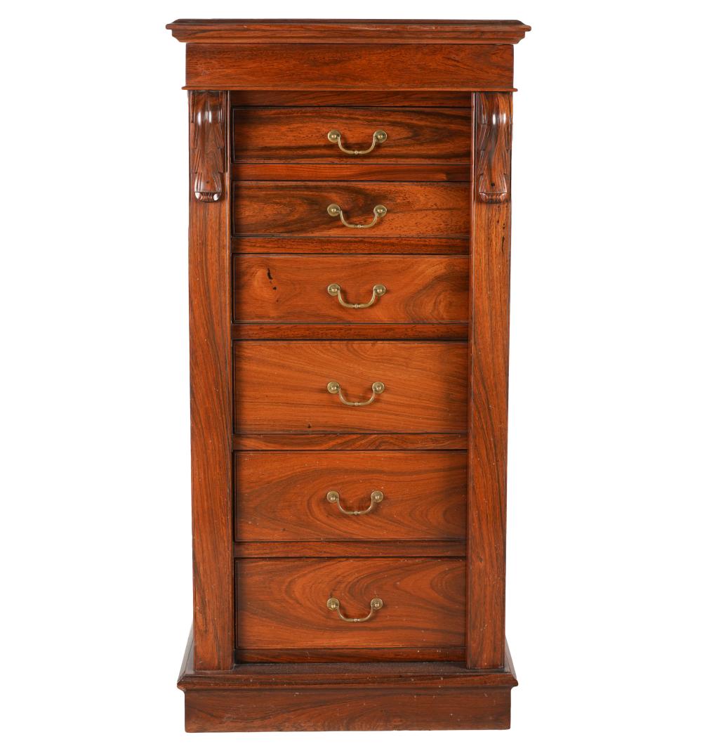 WALNUT LOCKSIDE CHEST OF DRAWERS20th 32e00a