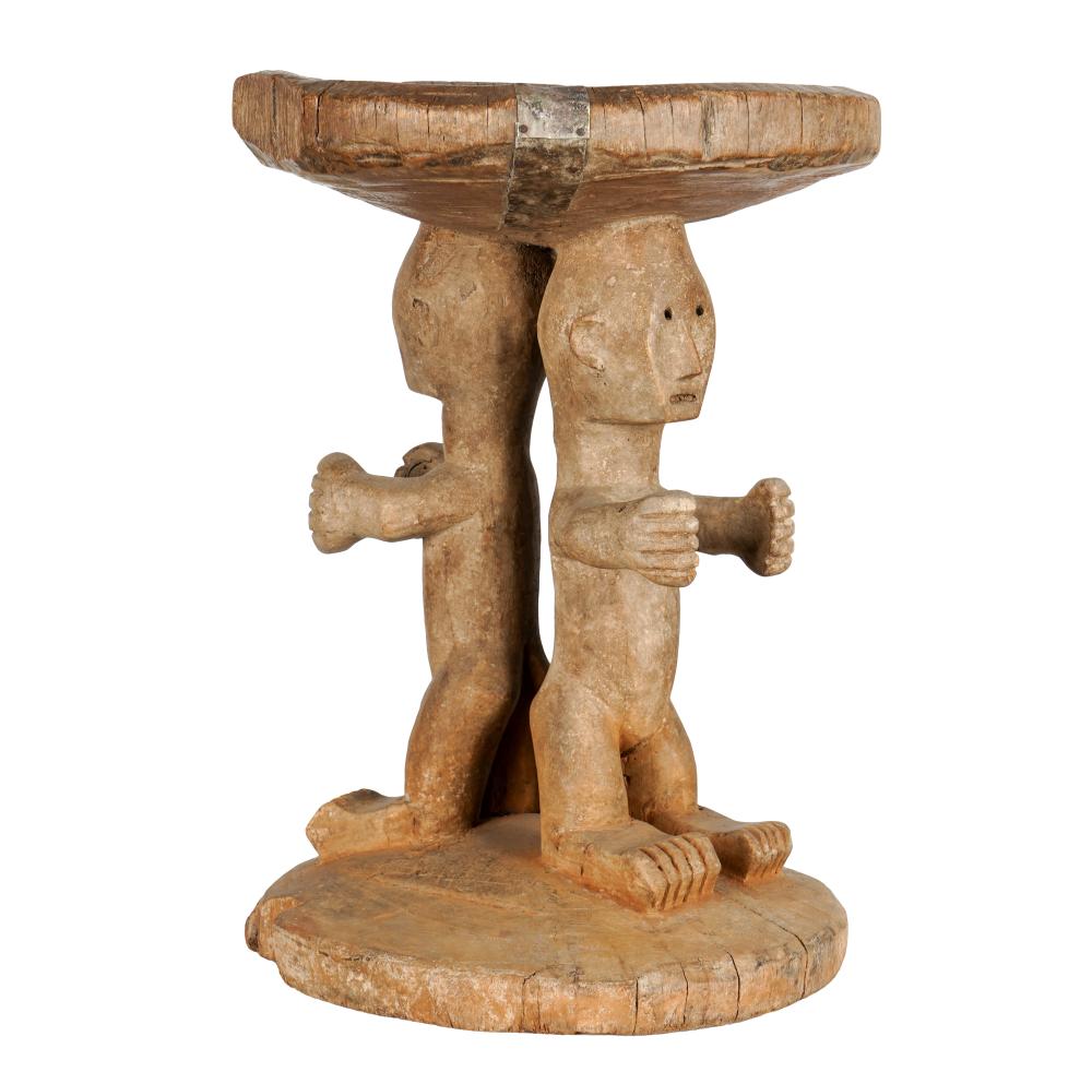 AFRICAN CARVED WOOD STOOL WITH 32e02e