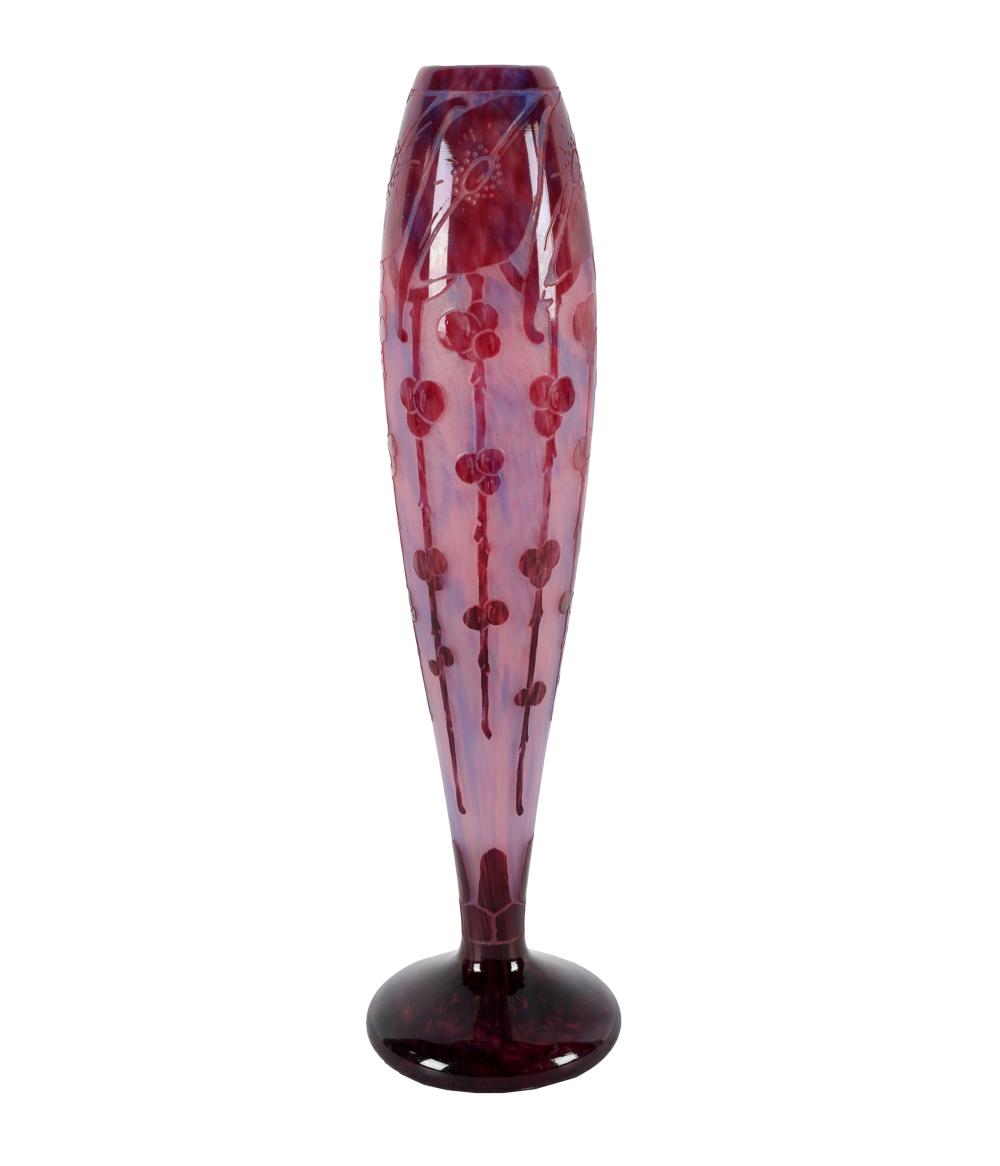 PURPLE CAMEO GLASS VASEin the style