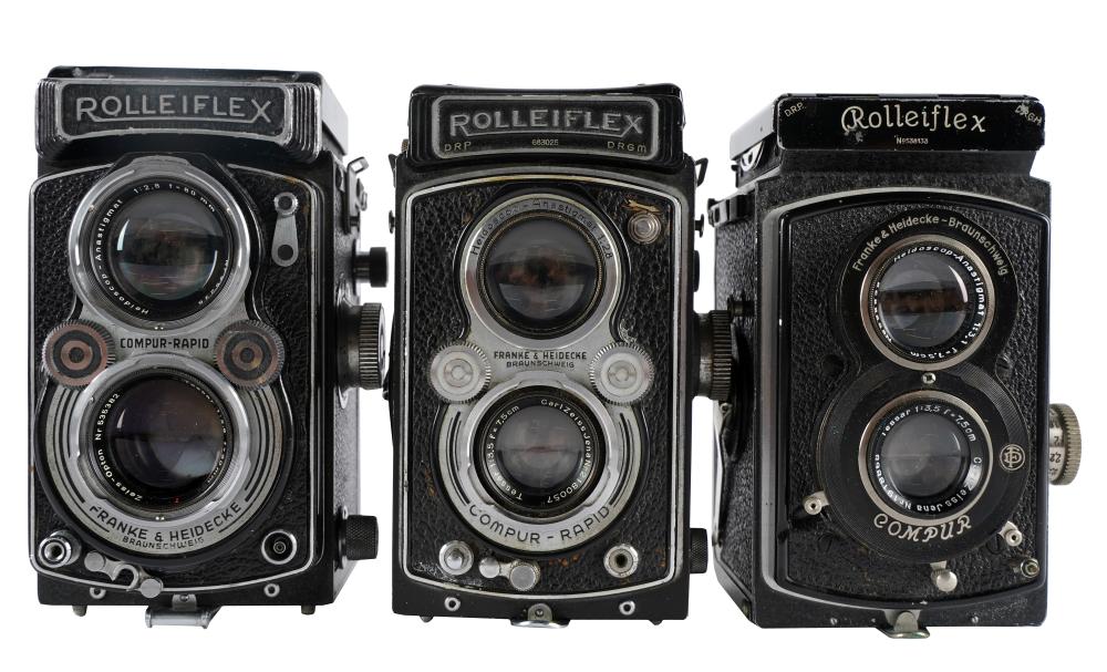 THREE ROLLEIFLEX MEDIUM FORMAT 32e107