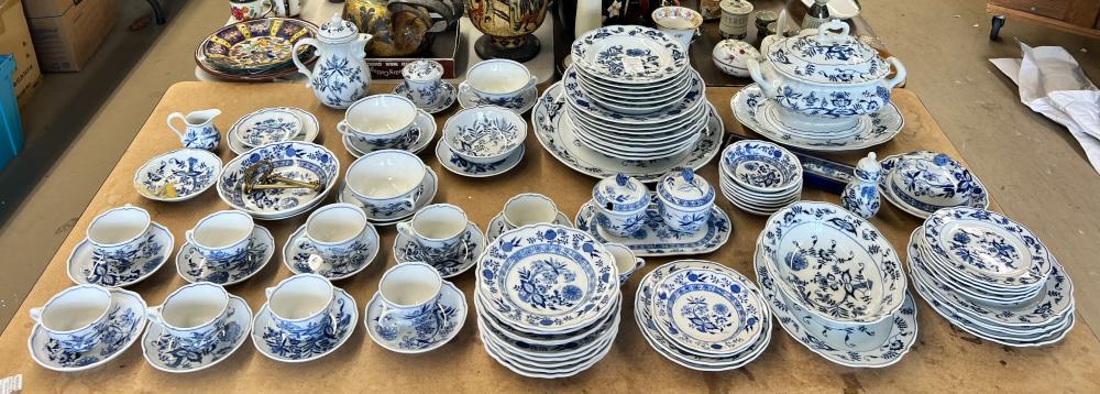 92-PIECE BLUE ONION PORCELAIN TABLE