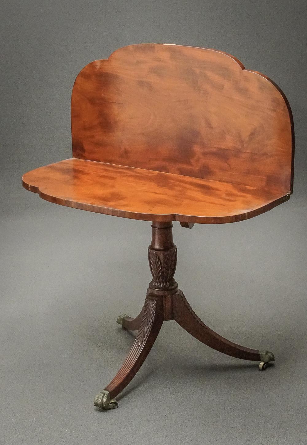 FEDERAL MAHOGANY VENEERED QUATREFOIL 32e321