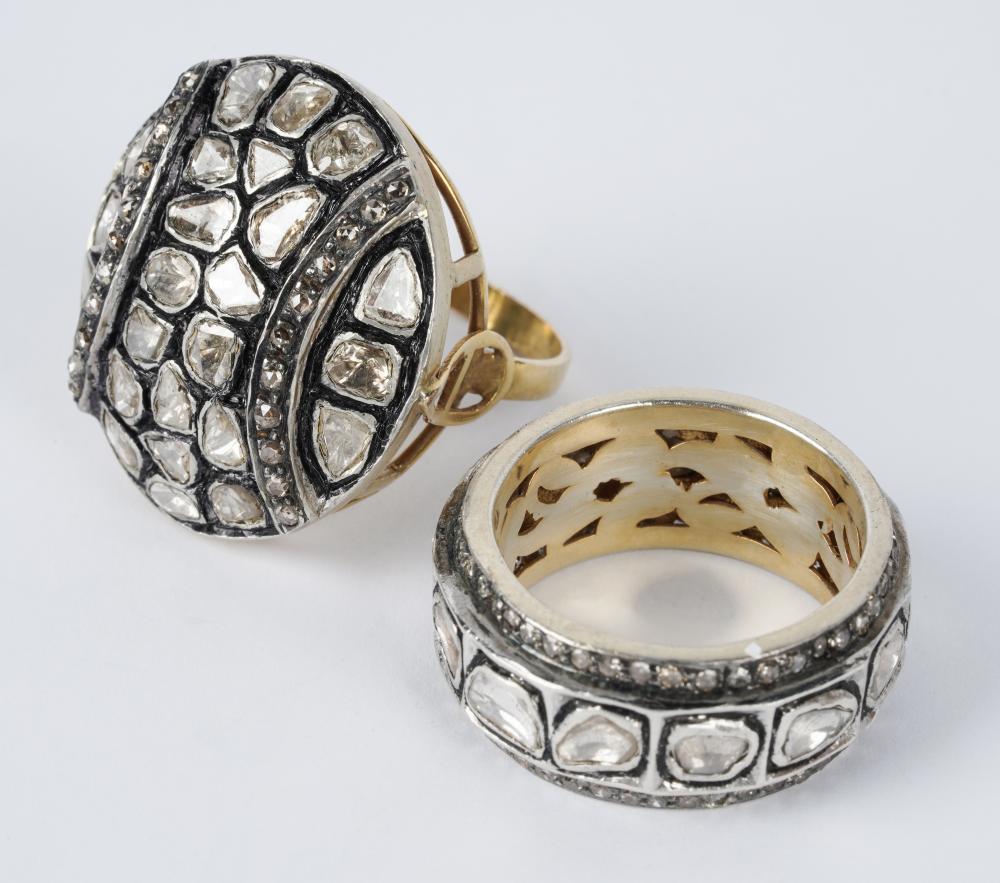 TWO ASSORTED DIAMOND RINGSIncluding 32e37e