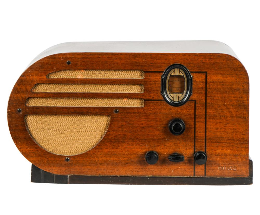 PHILCO TABLETOP RADIOCondition: scattered