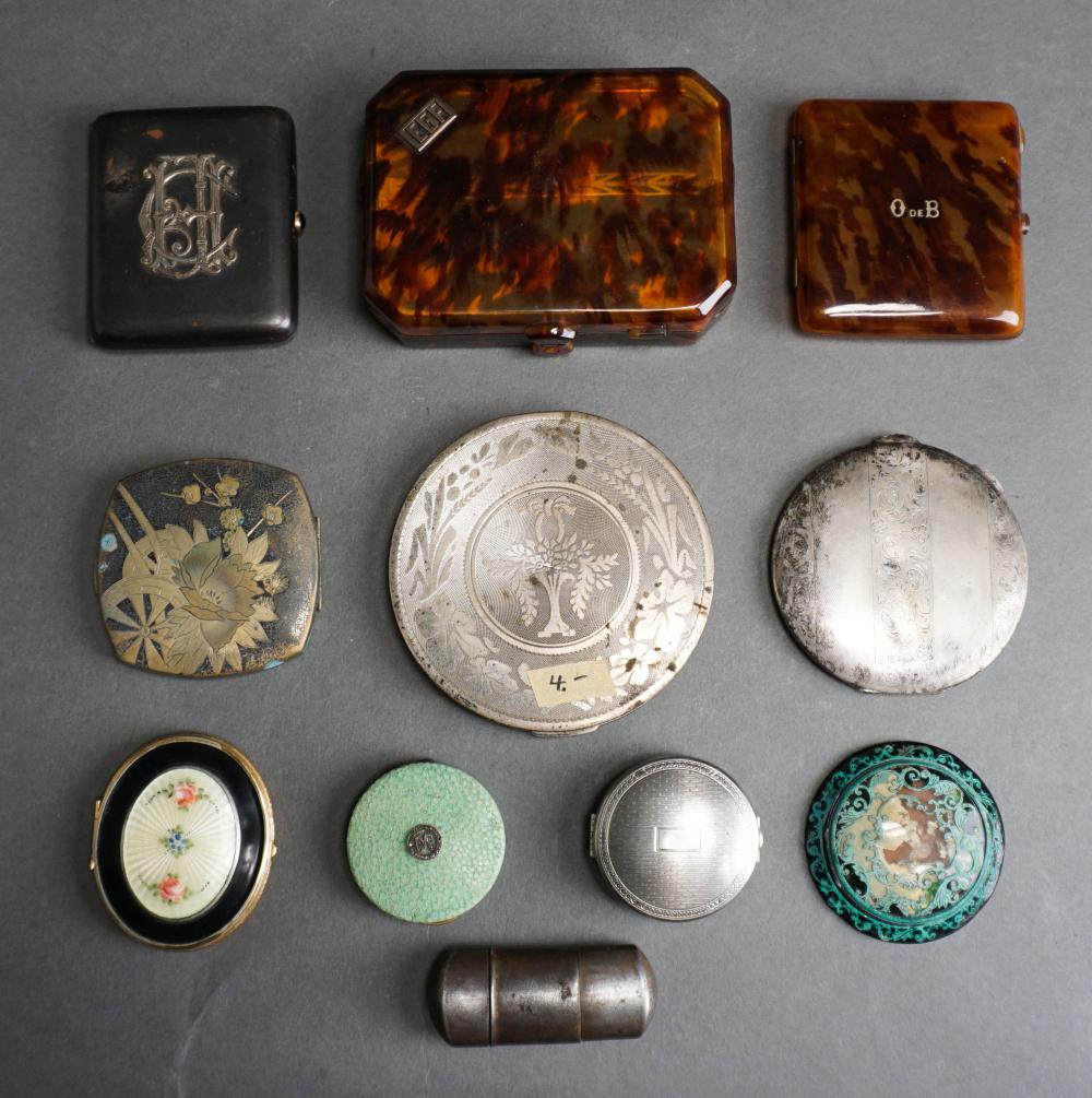 GROUP OF 11 ASSORTED COMPACTS AND