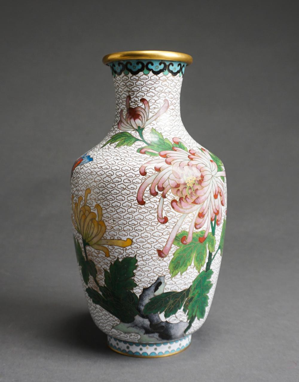 CHINESE CLOISONNE PEONY DECORATED VASE,