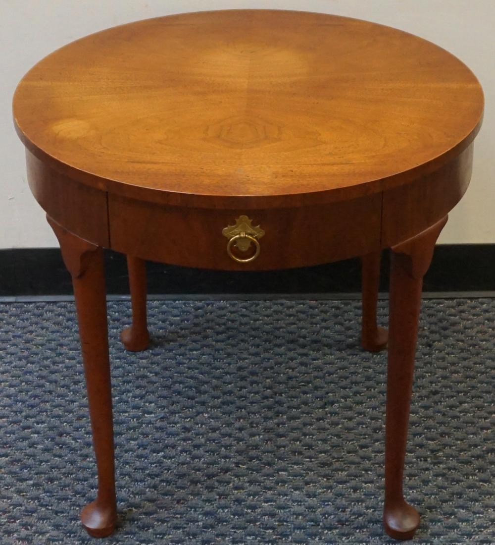 QUEEN ANNE STYLE MAHOGANY ROUND
