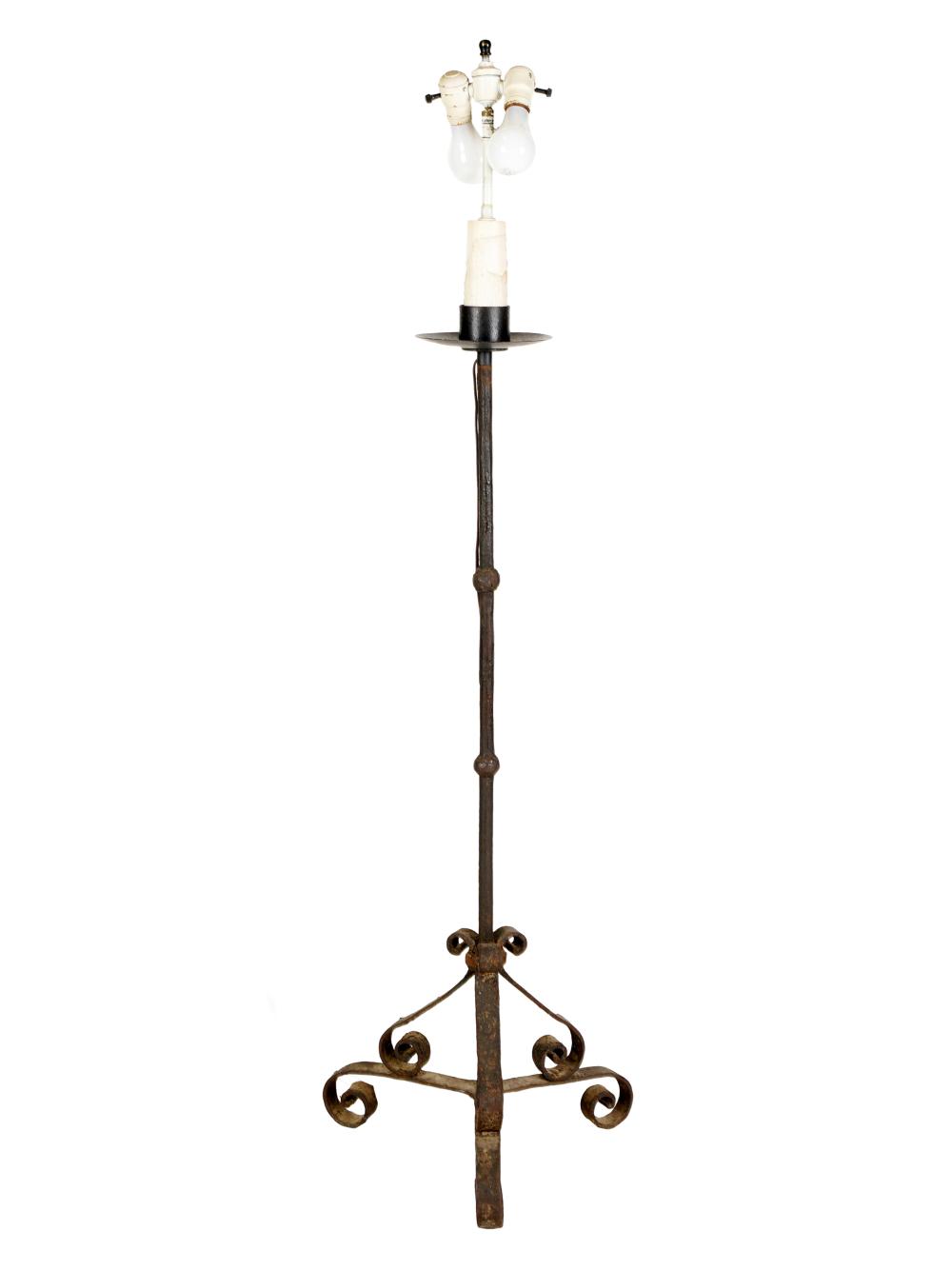 SPANISH-STYLE IRON FLOOR LAMPwith