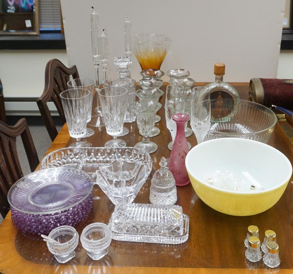 COLLECTION WITH GLASS AND CRYSTAL