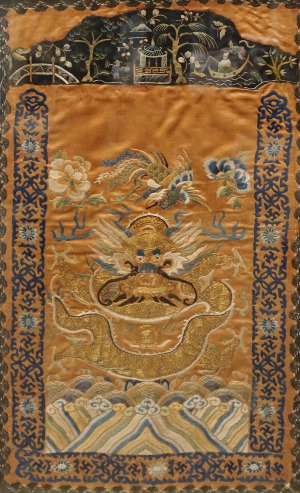 CHINESE EMBROIDERED SILK PANEL  32e7fe