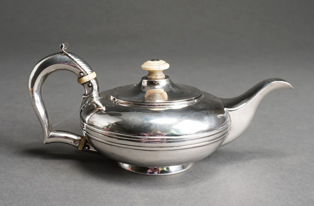 GEORGE IV ENGLISH STERLING SILVER TEAPOT,