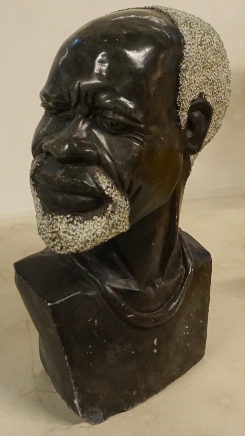 BUST OF AN AFRICAN MAN CARVED 32e94c