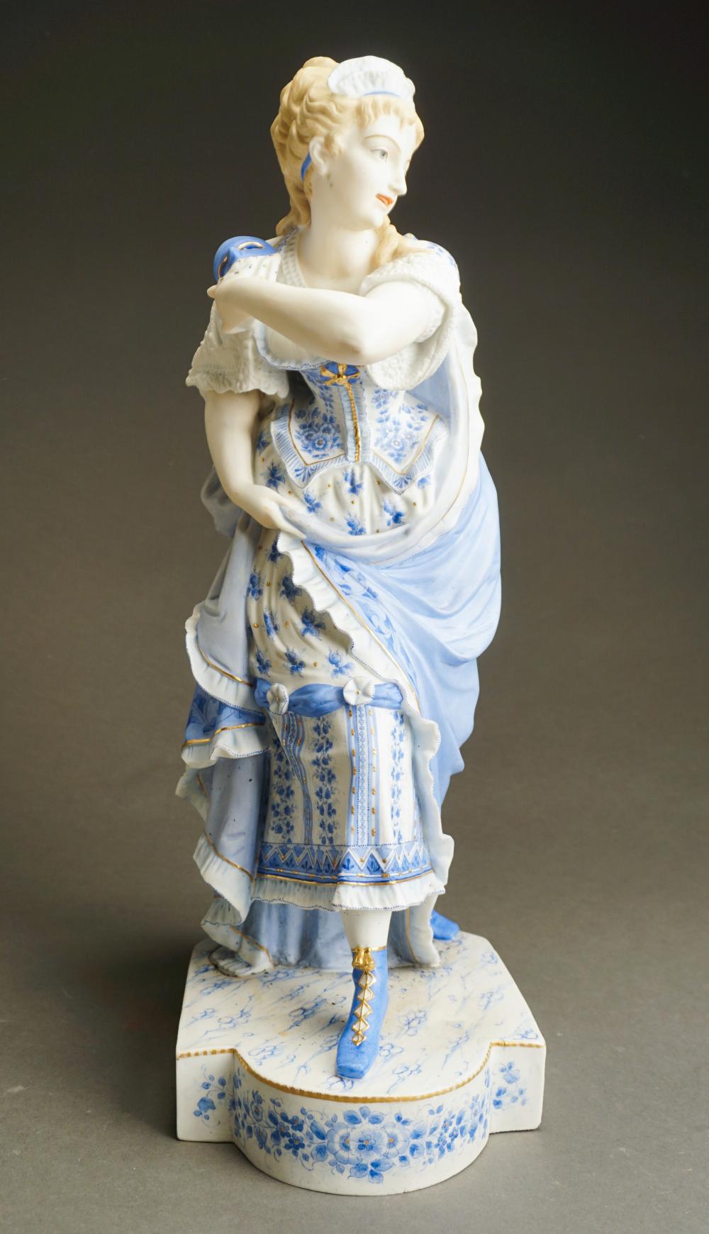 FRENCH PORCELAIN STATUE OF COSTUMED 32e9c2