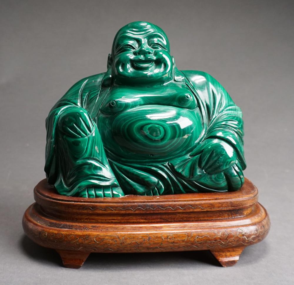 ASIAN CARVED MALACHITE FIGURE OF 32ee26