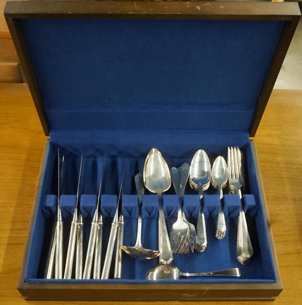 GORHAM SILVER PLATE 42-PIECE FLAT