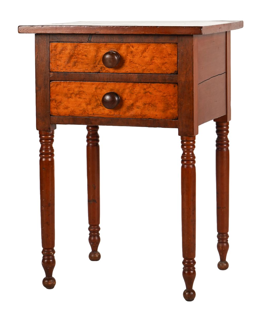 AMERICAN MAPLE END TABLE19th century;