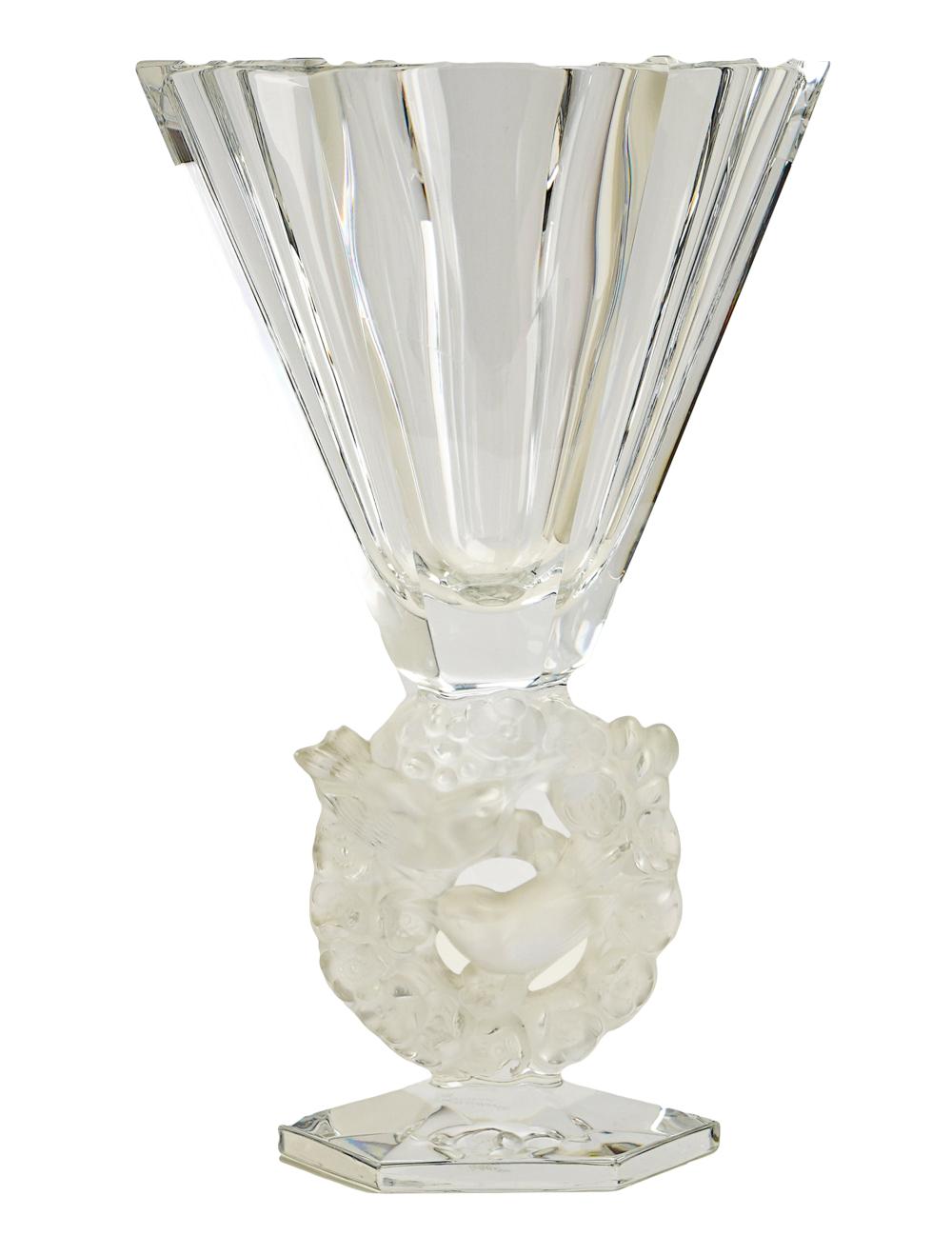 LALIQUE MESANGES GLASS VASEsigned 32efa4