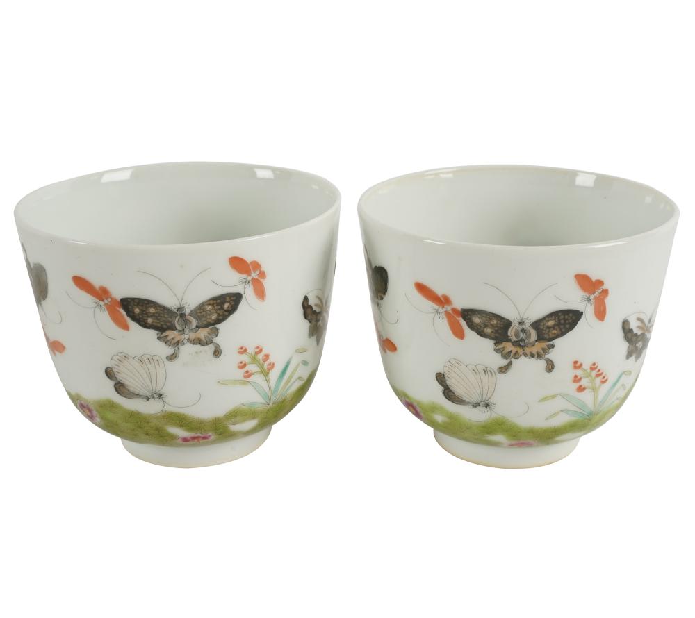 TWO CHINESE PORCELAIN CUPSeach 32efdd