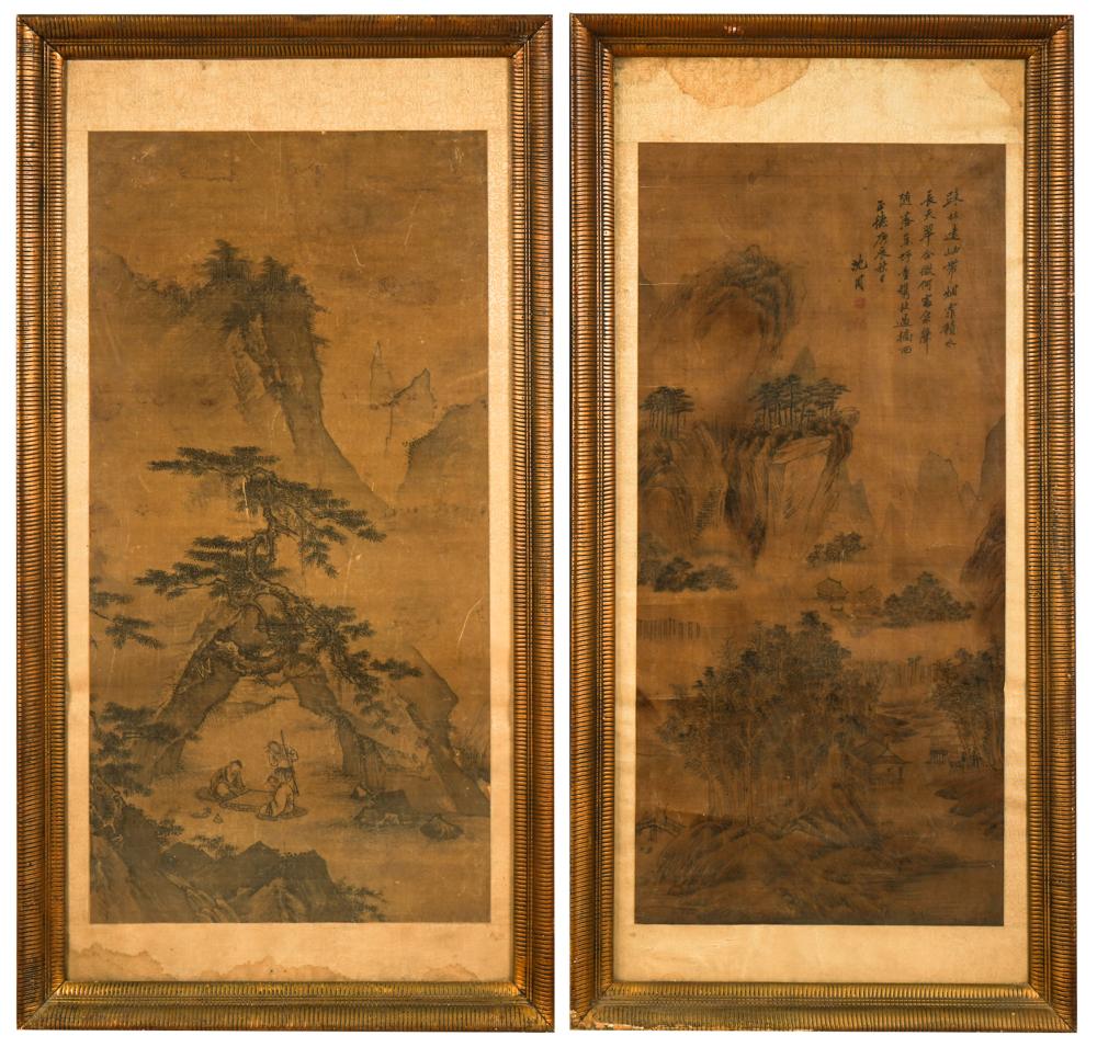 TWO CHINESE SCROLL PANELSpainted 32f121